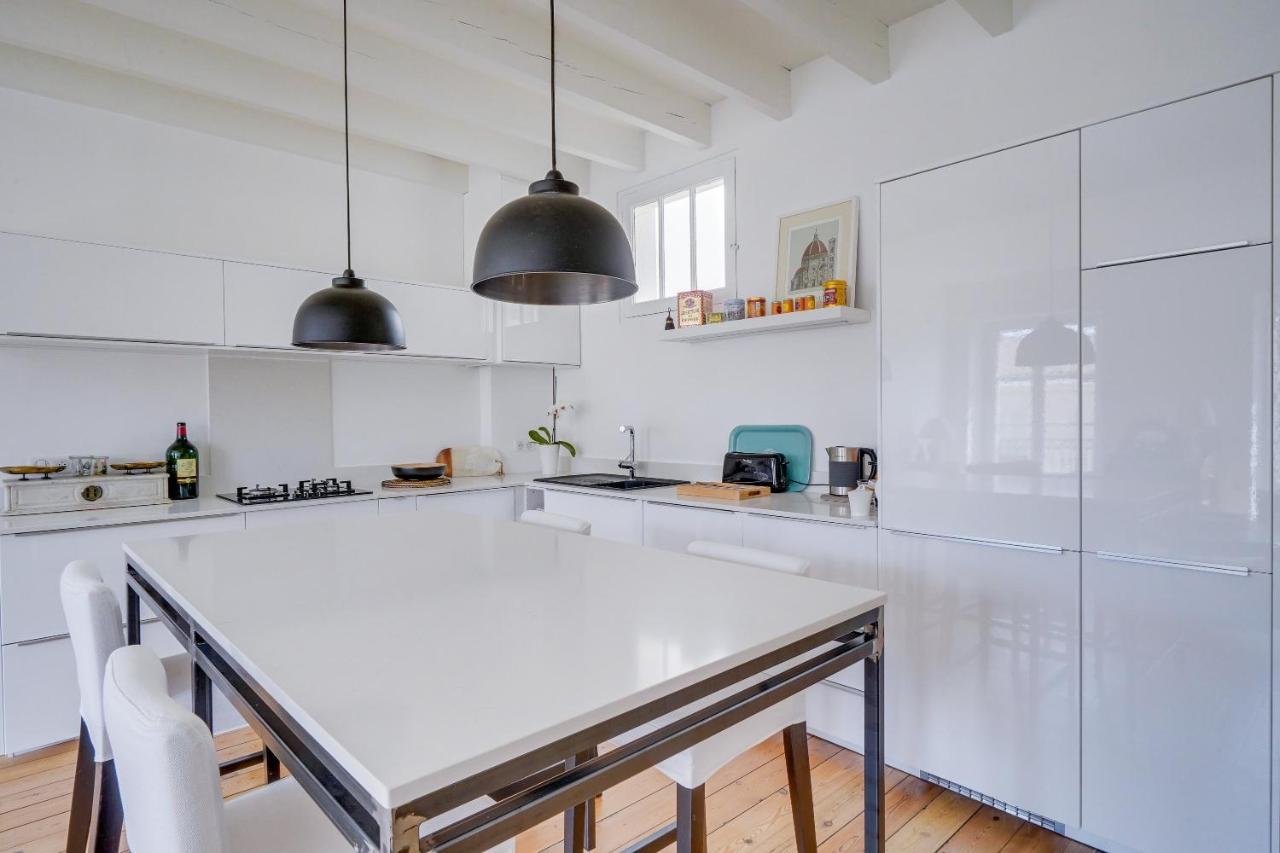 LE HUGUE UP - Bel appartement en plein coeur de Bordeaux Extérieur photo