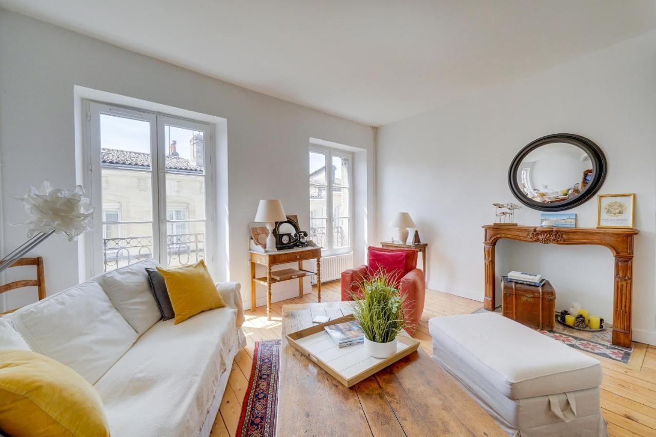 LE HUGUE UP - Bel appartement en plein coeur de Bordeaux Extérieur photo